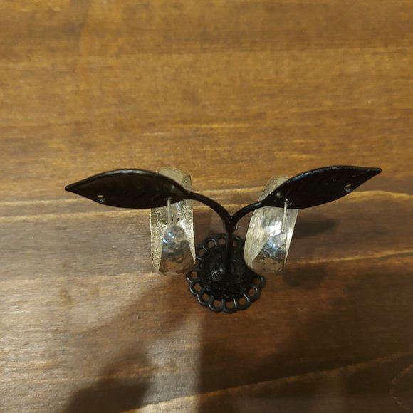 Handmade Mexican 925 Silver Hammered 3/4 Hoop Earrings - Clamshell - Picture 4 of 8